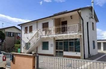 casa indipendente in vendita a Jolanda di Savoia