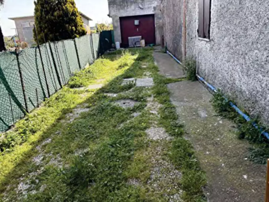 casa indipendente in vendita a Jolanda di Savoia