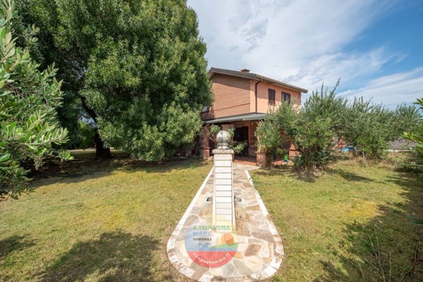casa indipendente in vendita a Jolanda di Savoia