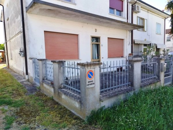 appartamento in vendita a Jolanda di Savoia