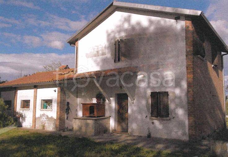 casa indipendente in vendita a Jolanda di Savoia