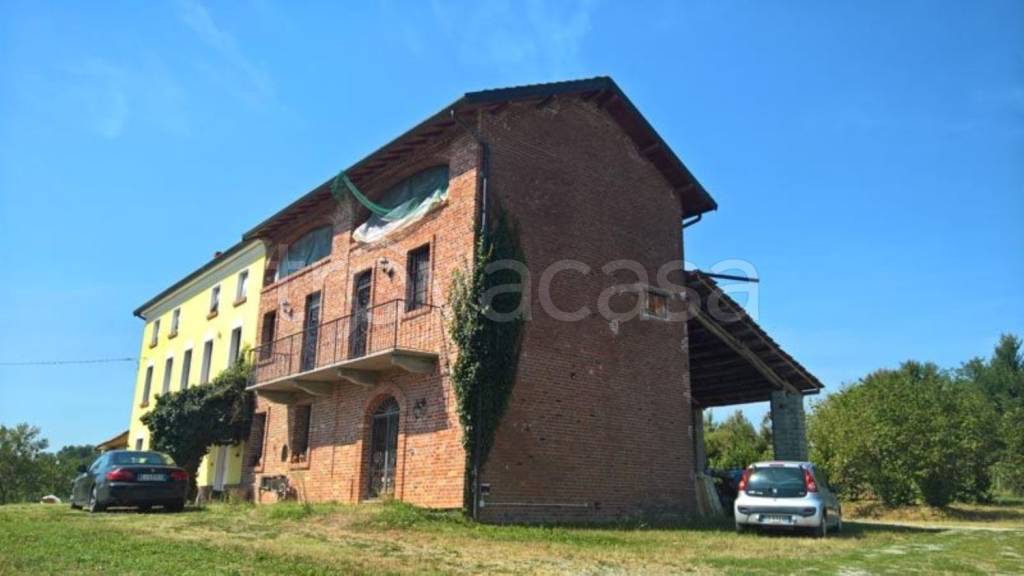 casa indipendente in vendita a Lagosanto