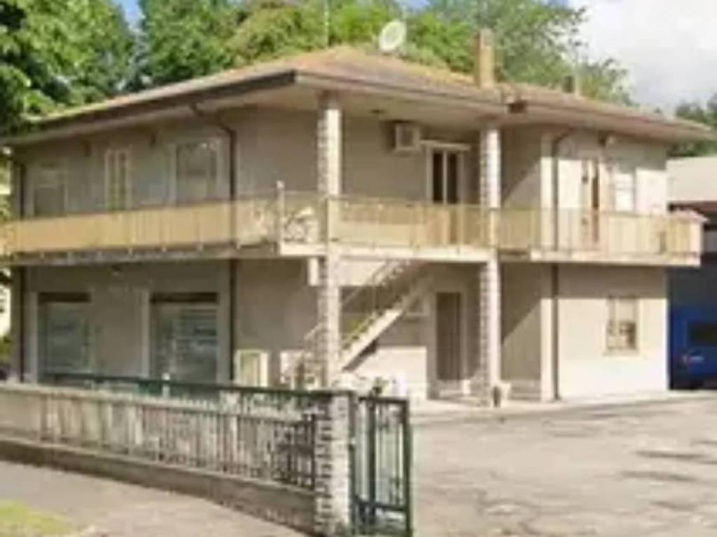 casa indipendente in vendita a Lagosanto