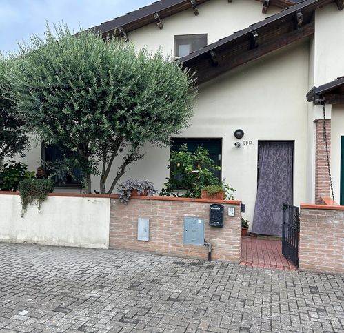casa indipendente in vendita a Lagosanto