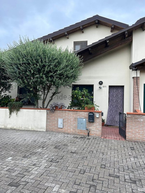 casa indipendente in vendita a Lagosanto