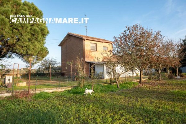 casa indipendente in vendita a Lagosanto