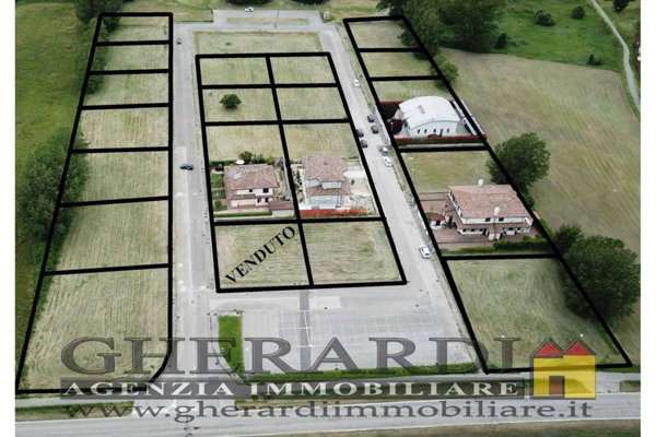 terreno edificabile in vendita a Lagosanto