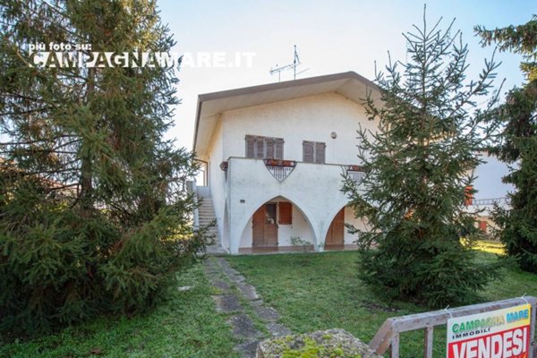 casa indipendente in vendita a Lagosanto