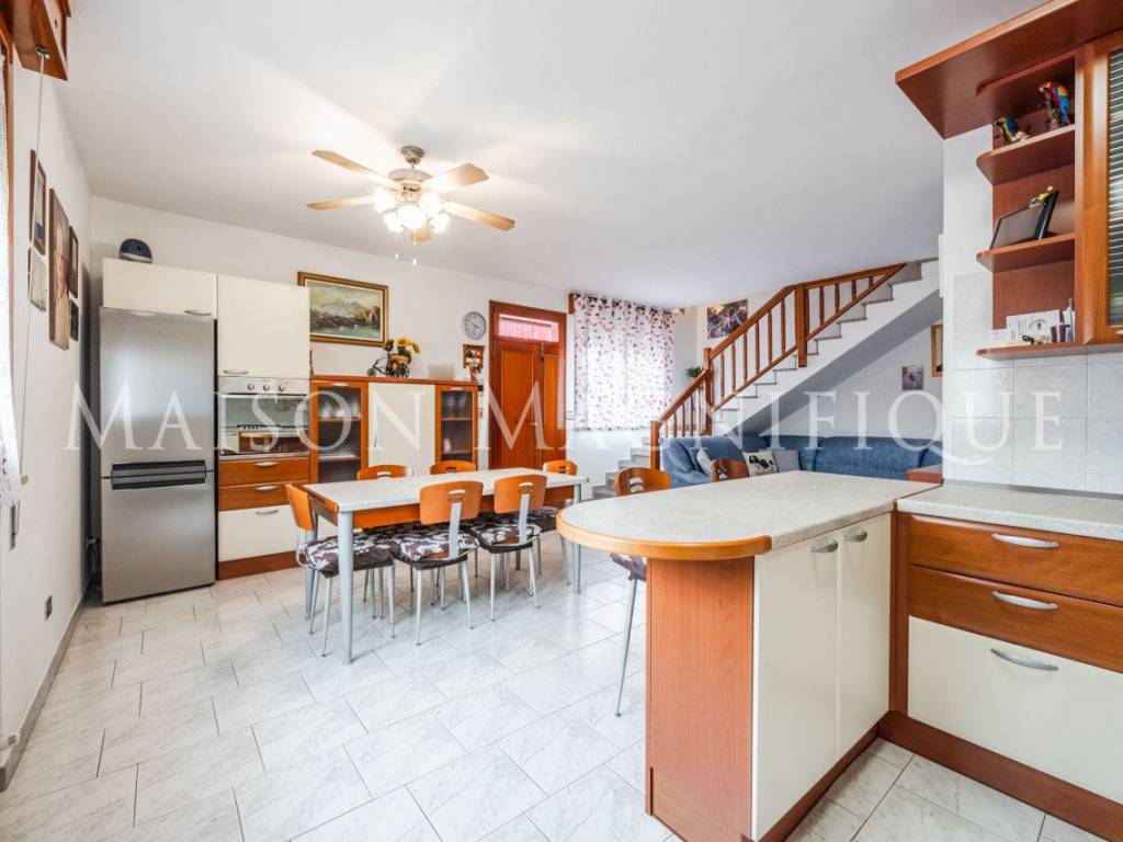 casa indipendente in vendita a Lagosanto