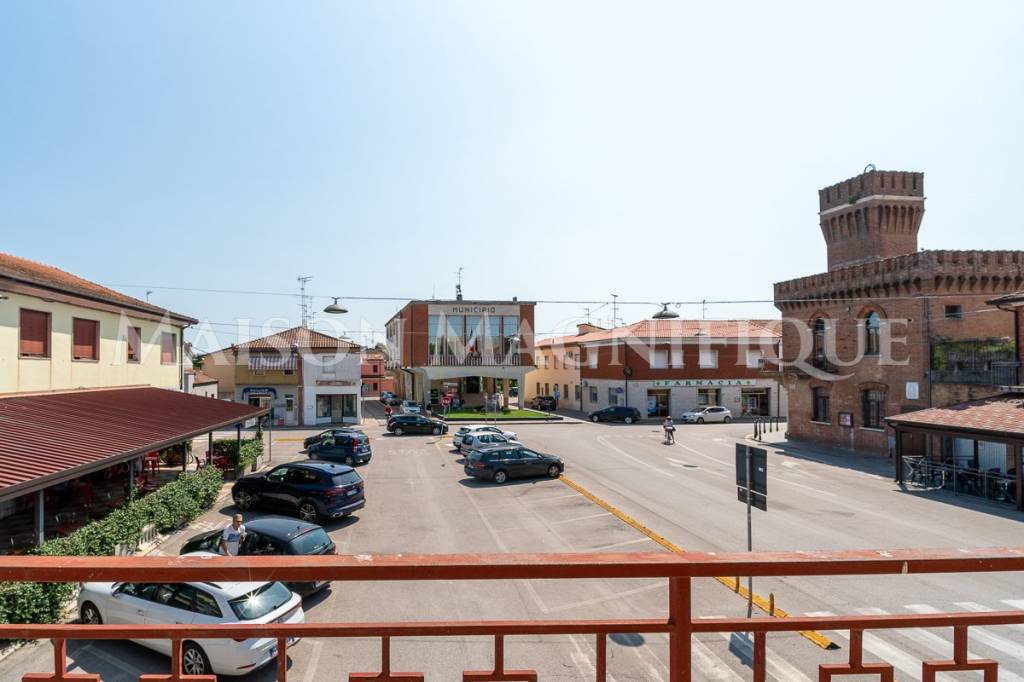 casa indipendente in vendita a Lagosanto