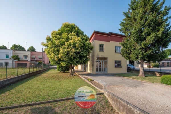 casa indipendente in vendita a Lagosanto