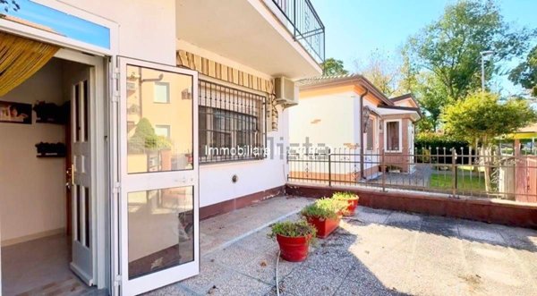 casa indipendente in vendita a Lagosanto