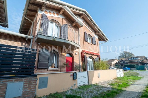 casa indipendente in vendita a Lagosanto