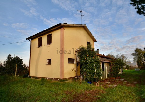 casa indipendente in vendita a Lagosanto