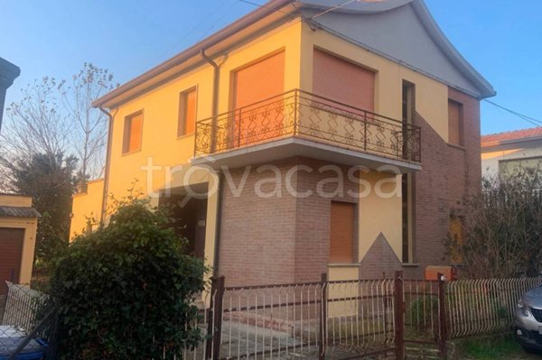 casa indipendente in vendita a Lagosanto
