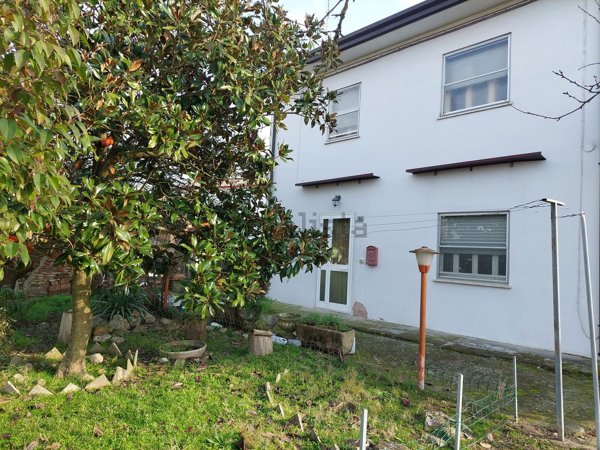 casa indipendente in vendita a Lagosanto