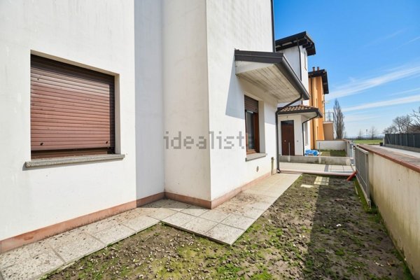 casa indipendente in vendita a Lagosanto
