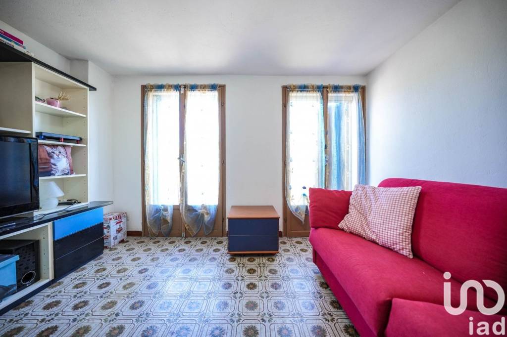 casa indipendente in vendita a Lagosanto