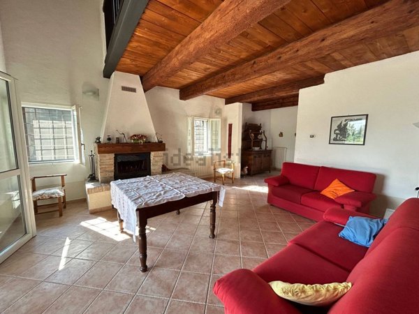 casa indipendente in vendita a Masi Torello in zona Masi San Giacomo