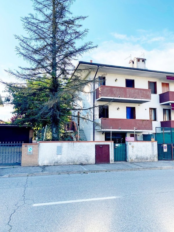 casa indipendente in vendita a Masi Torello