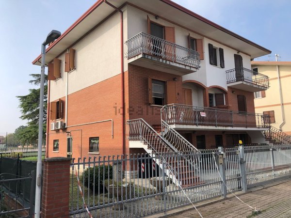 casa indipendente in vendita a Masi Torello