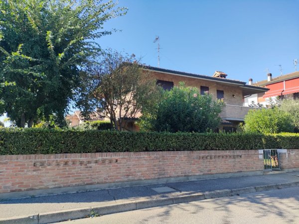 casa indipendente in vendita a Masi Torello