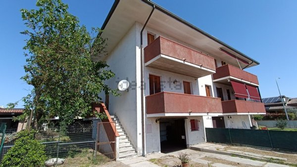 casa indipendente in vendita a Masi Torello