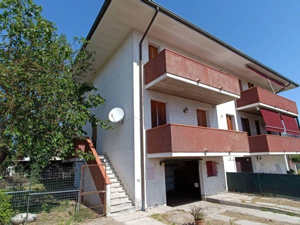 casa indipendente in vendita a Masi Torello