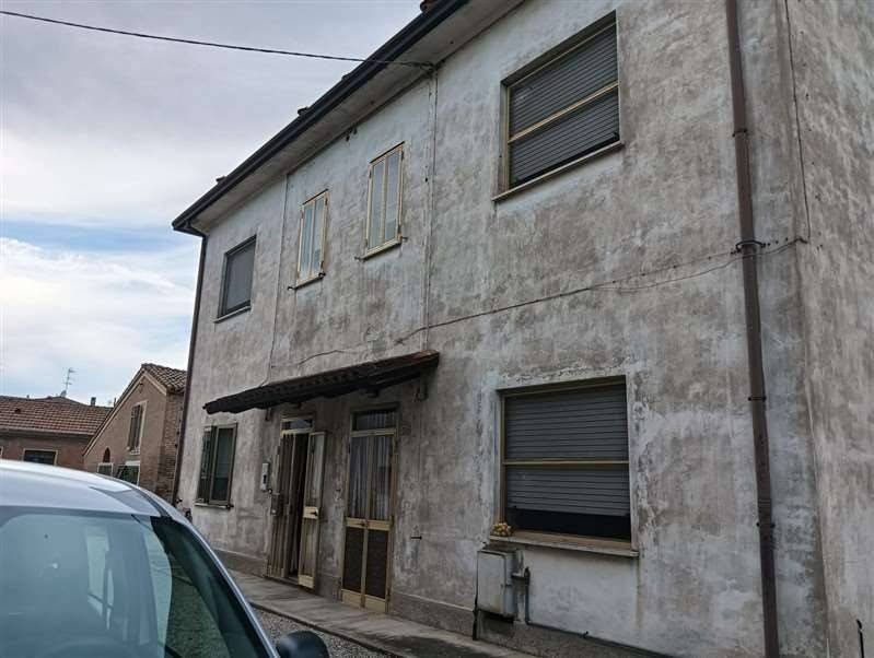 appartamento in vendita a Masi Torello