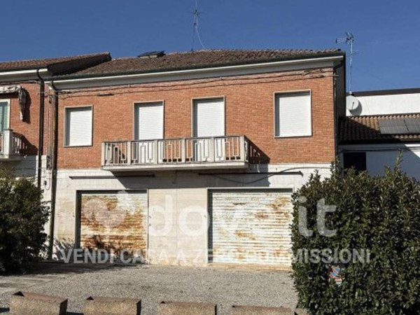 casa indipendente in vendita a Masi Torello