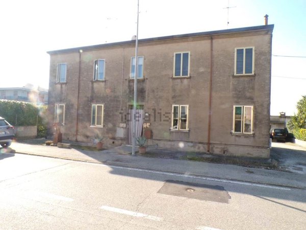 appartamento in vendita a Masi Torello in zona Masi San Giacomo