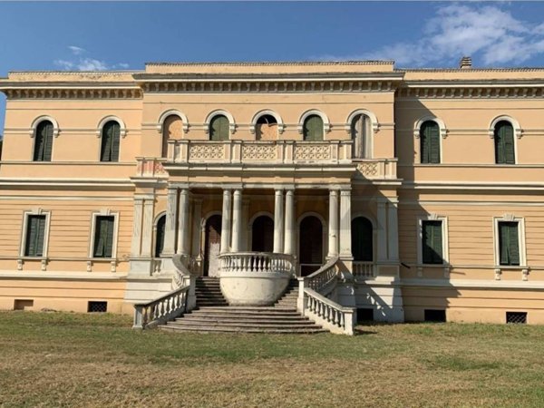 villa in vendita a Masi Torello