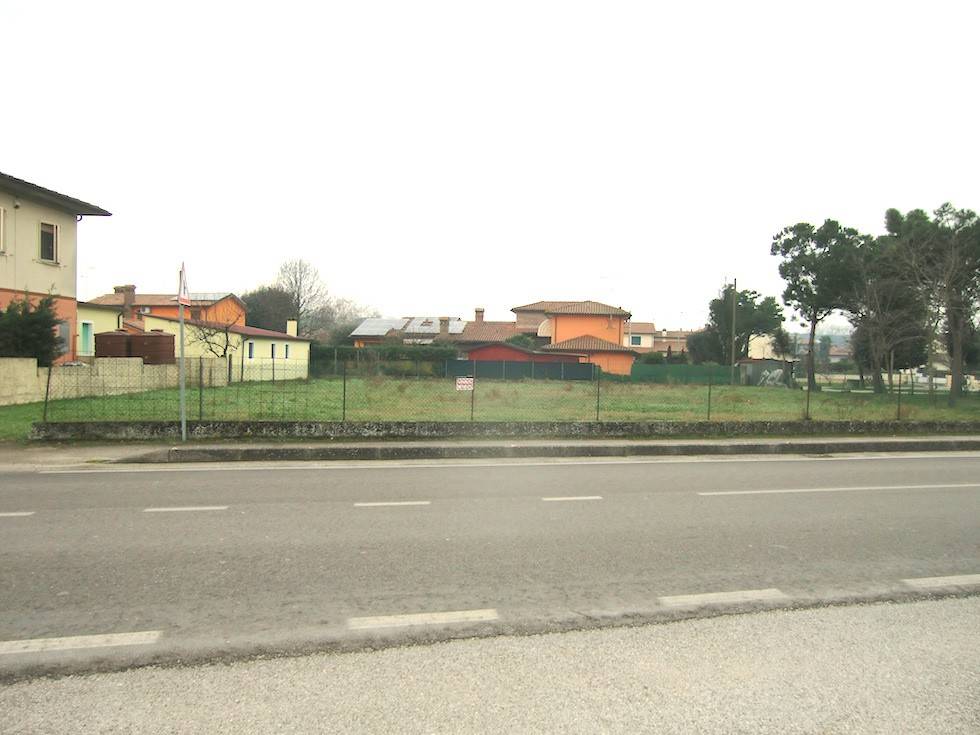 terreno edificabile in vendita a Mesola in zona Bosco Mesola