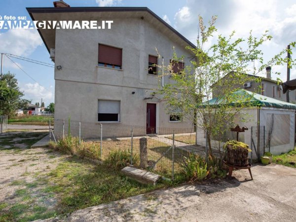 casa indipendente in vendita a Mesola