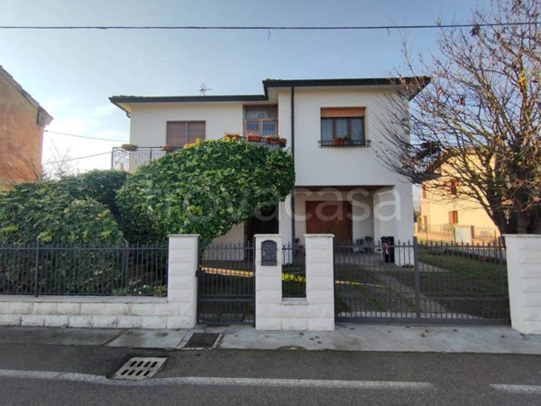 casa indipendente in vendita a Mesola