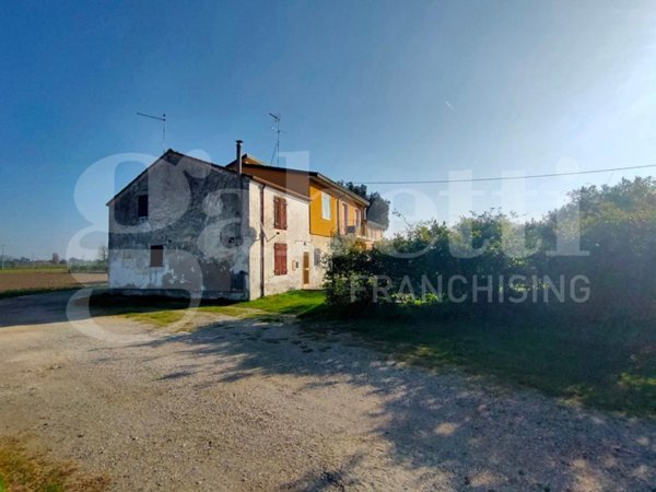 casa indipendente in vendita a Mesola