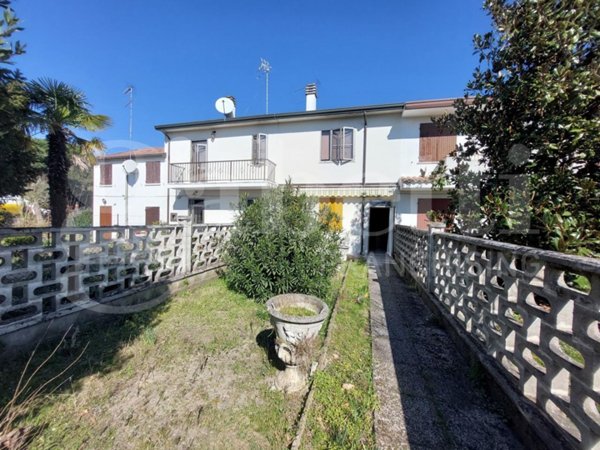 casa indipendente in vendita a Mesola