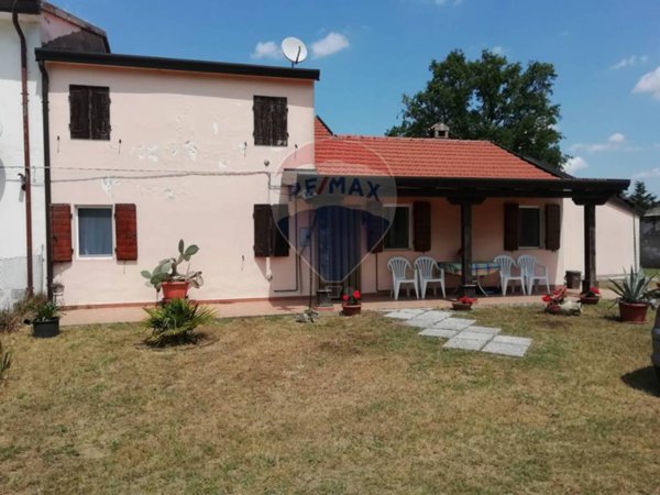 casa indipendente in vendita a Mesola in zona Bosco Mesola