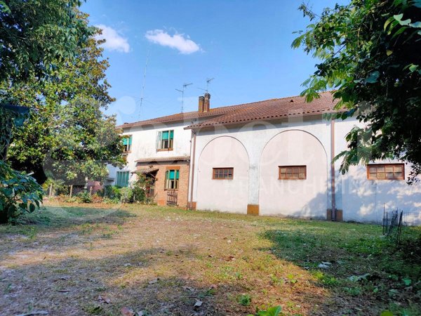 casa indipendente in vendita a Mesola