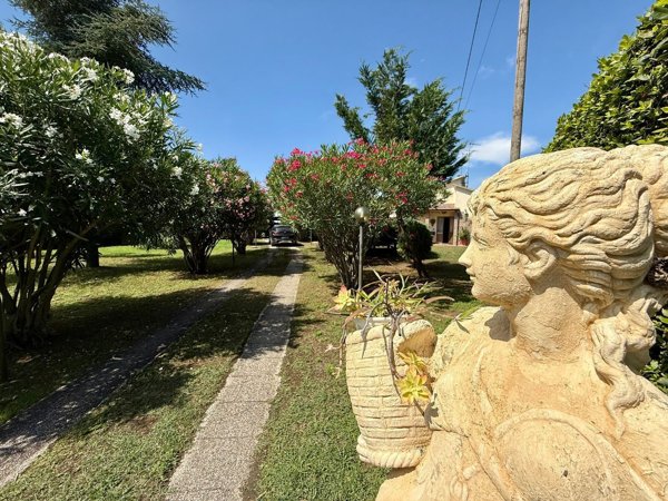 casa indipendente in vendita a Mesola