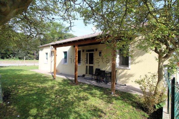 casa indipendente in vendita a Mesola in zona Bosco Mesola