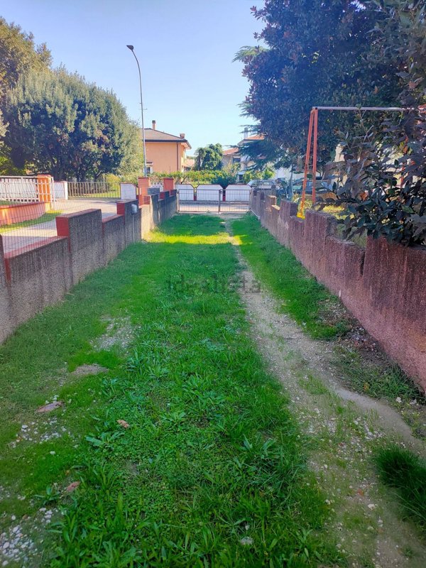 casa indipendente in vendita a Mesola in zona Bosco Mesola