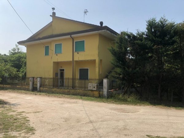 casa indipendente in vendita a Mesola in zona Bosco Mesola