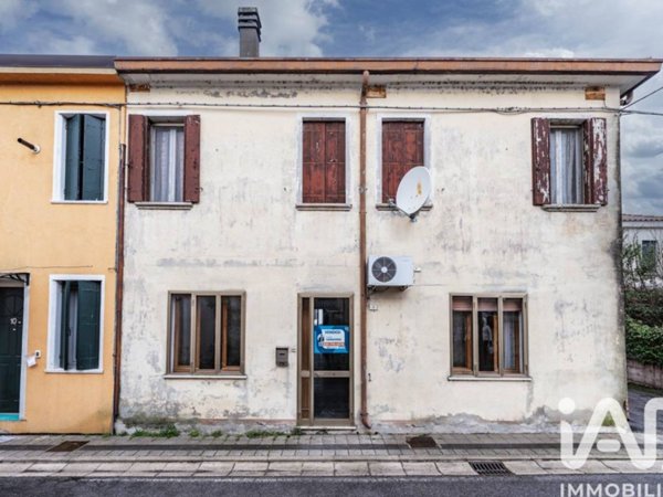 casa semindipendente in vendita a Mesola
