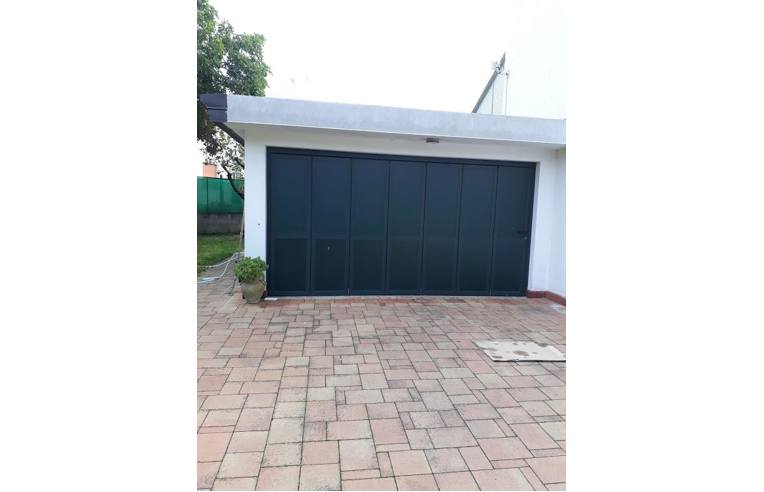 casa indipendente in vendita a Mesola in zona Ariano