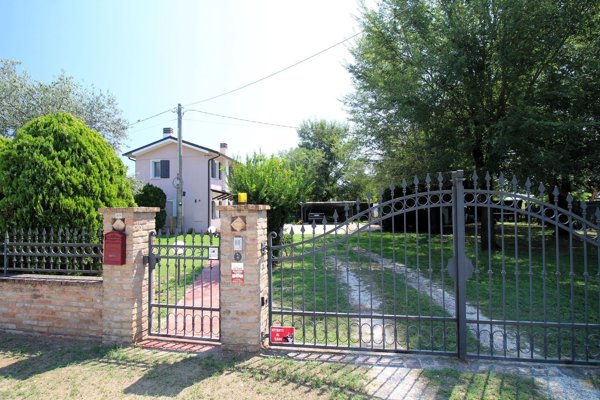 casa indipendente in vendita a Mesola