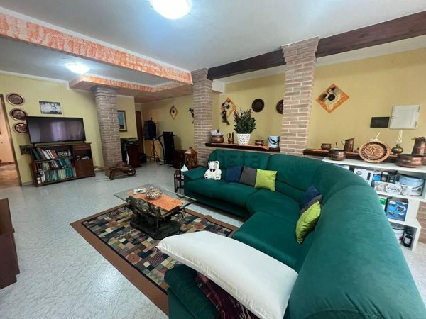 casa indipendente in vendita a Mesola in zona Ariano