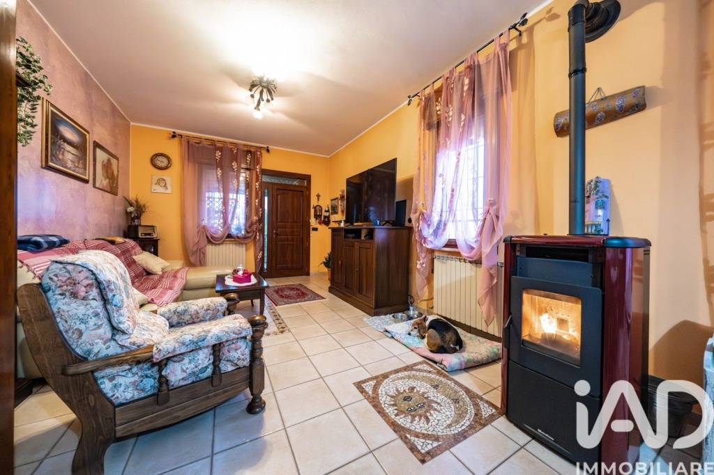 casa indipendente in vendita a Mesola in zona Monticelli