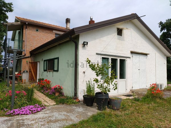 casa indipendente in vendita a Mesola in zona Bosco Mesola