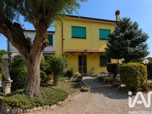 casa indipendente in vendita a Mesola in zona Bosco Mesola